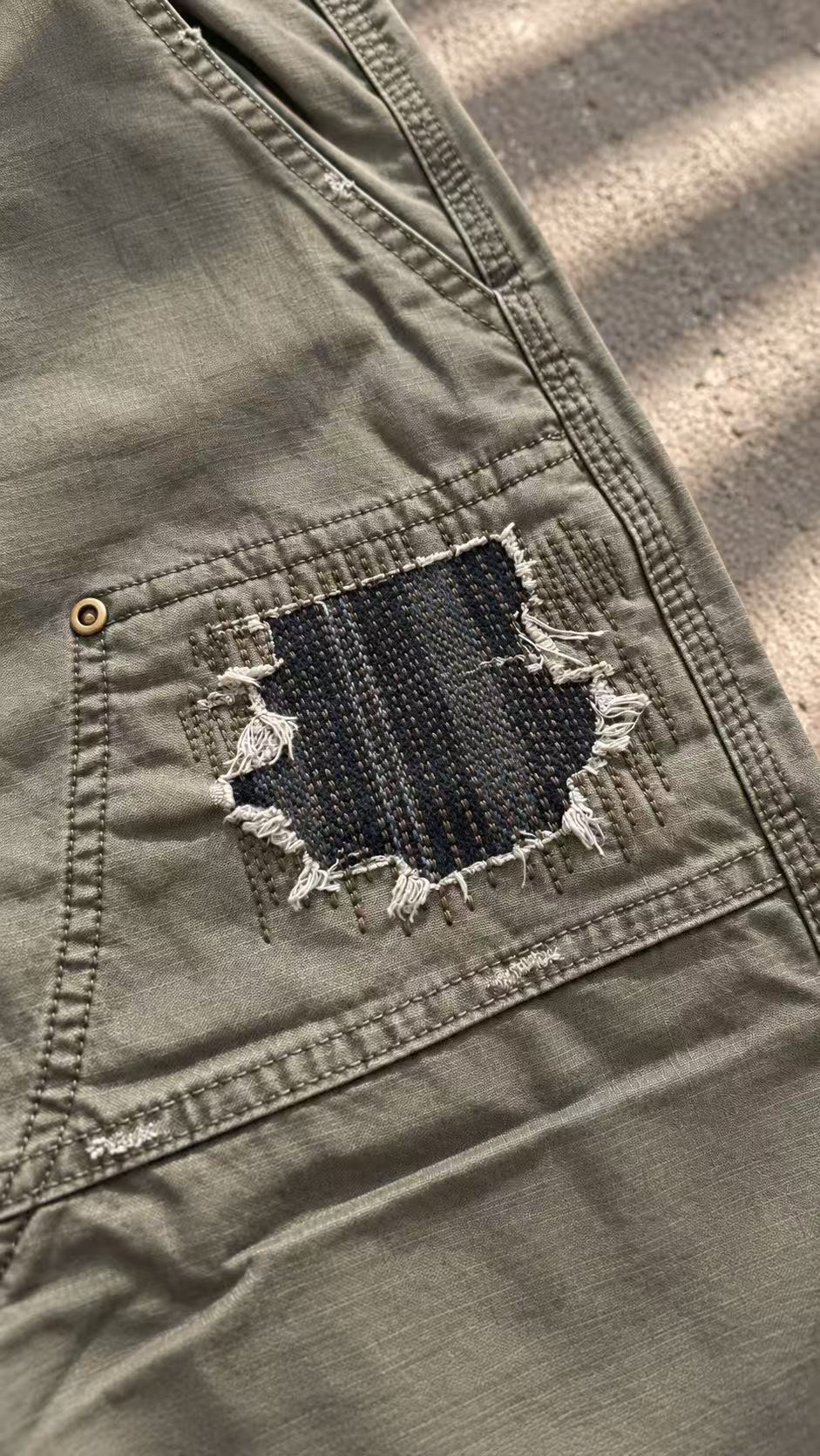 DISTRESSED MILITARY PANTS