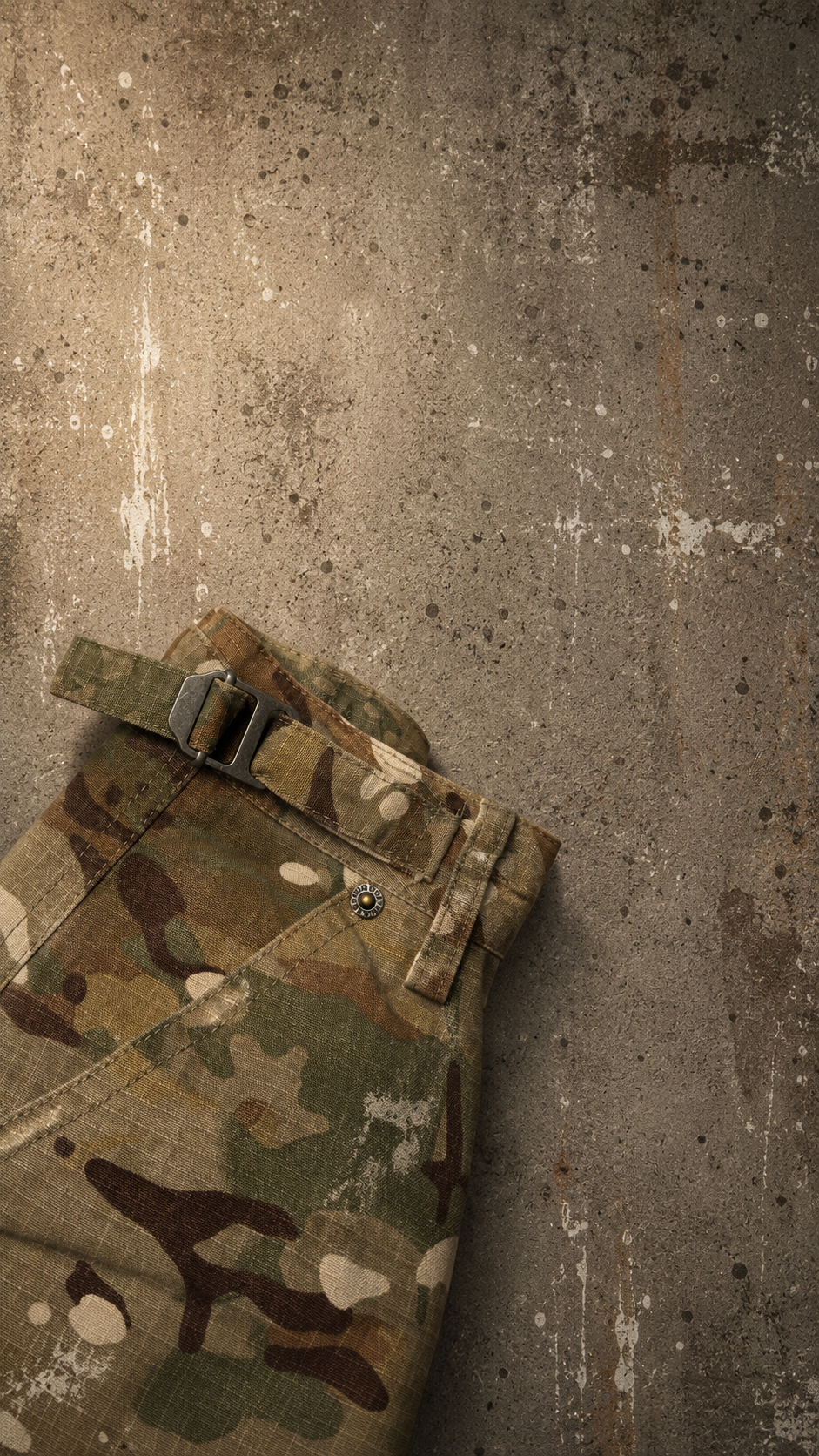 BATTLE WORN CAMO SHORTS