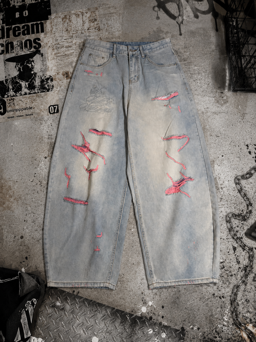 Pink core distressed jeans