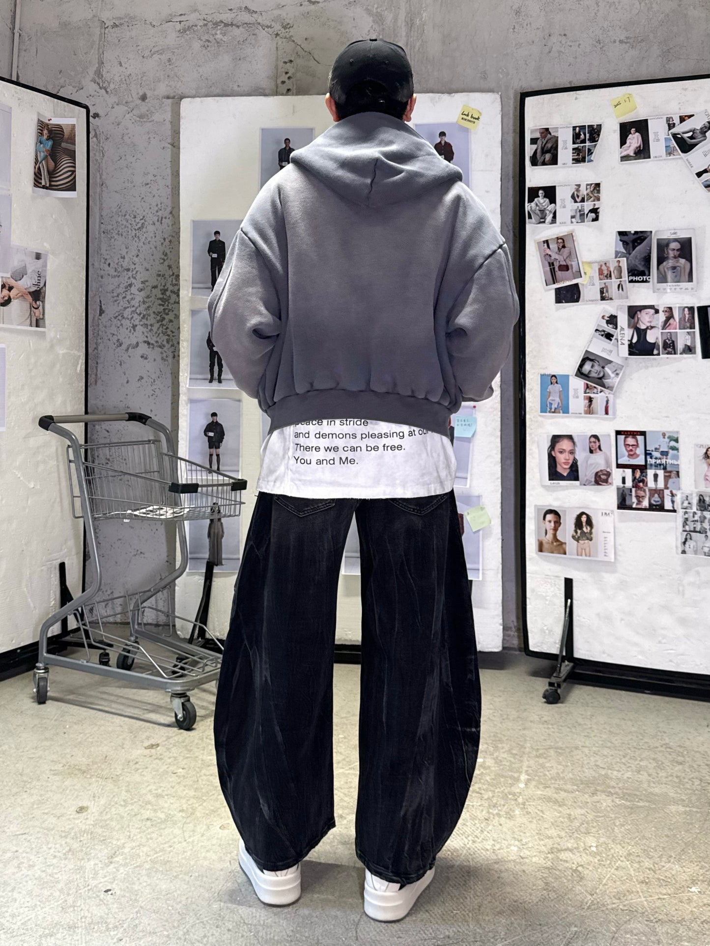 Nevada Wash Curved-Leg Jean