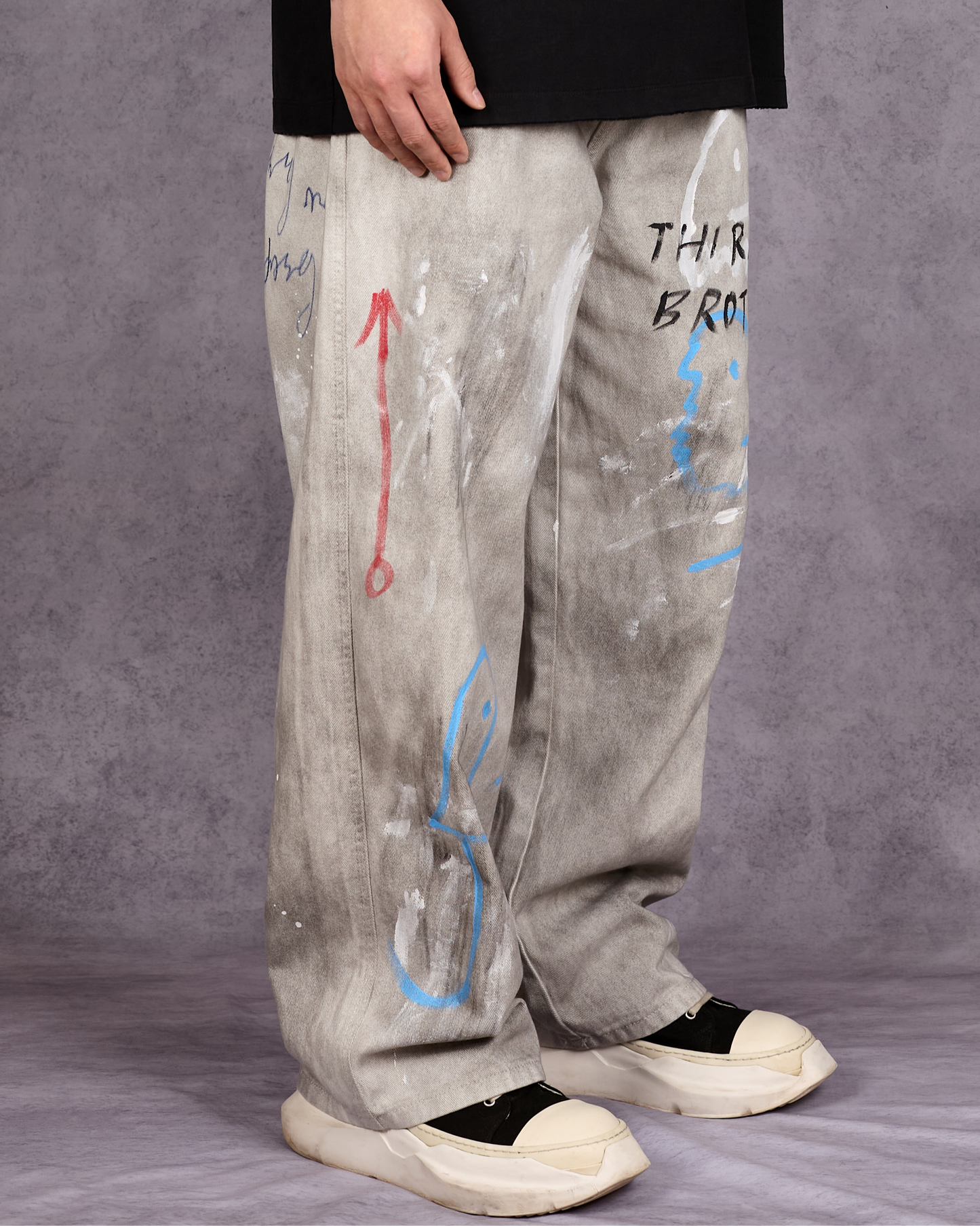 Graffiti Damage(White)